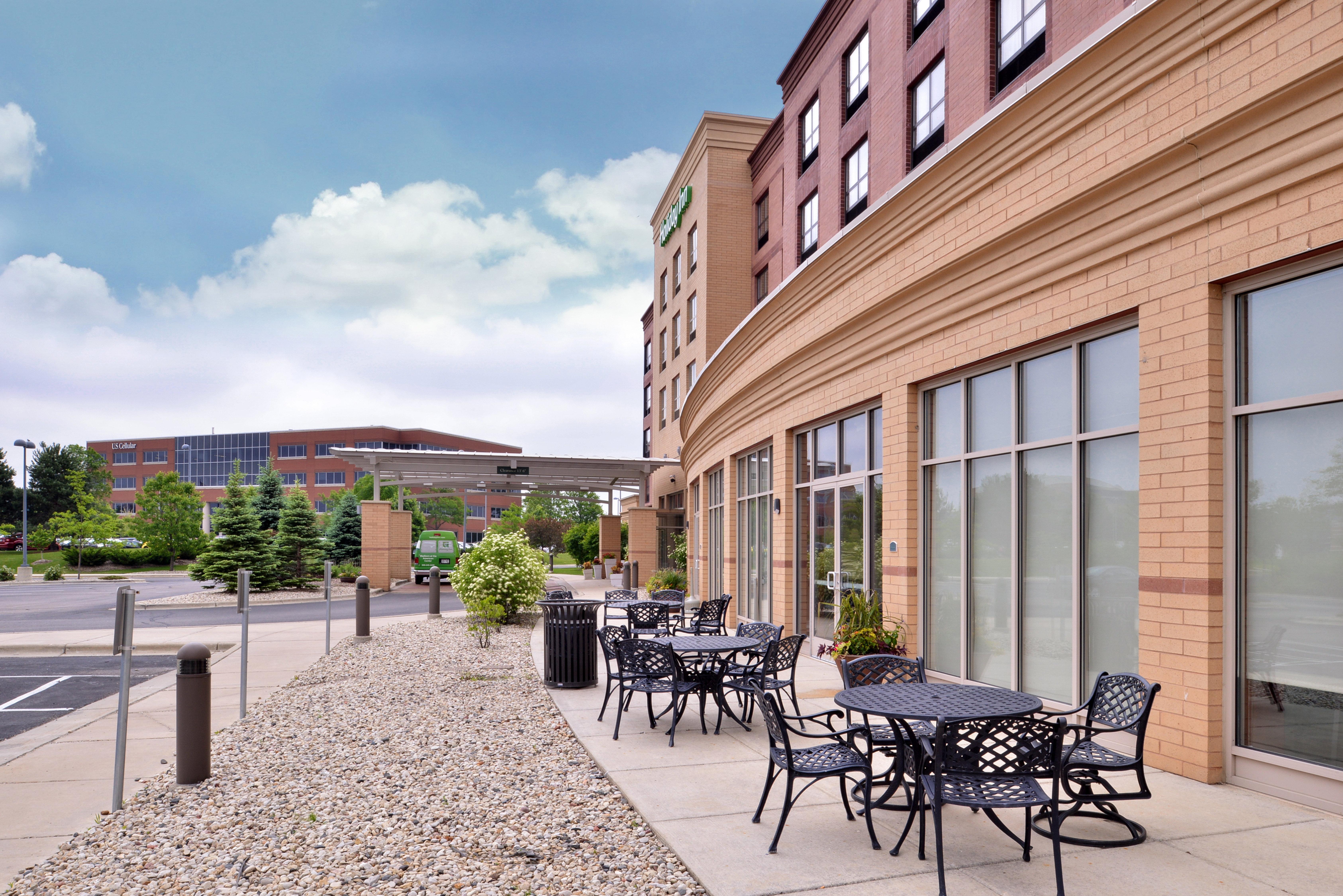 Holiday Inn Madison At The American Center By Ihg Esterno foto