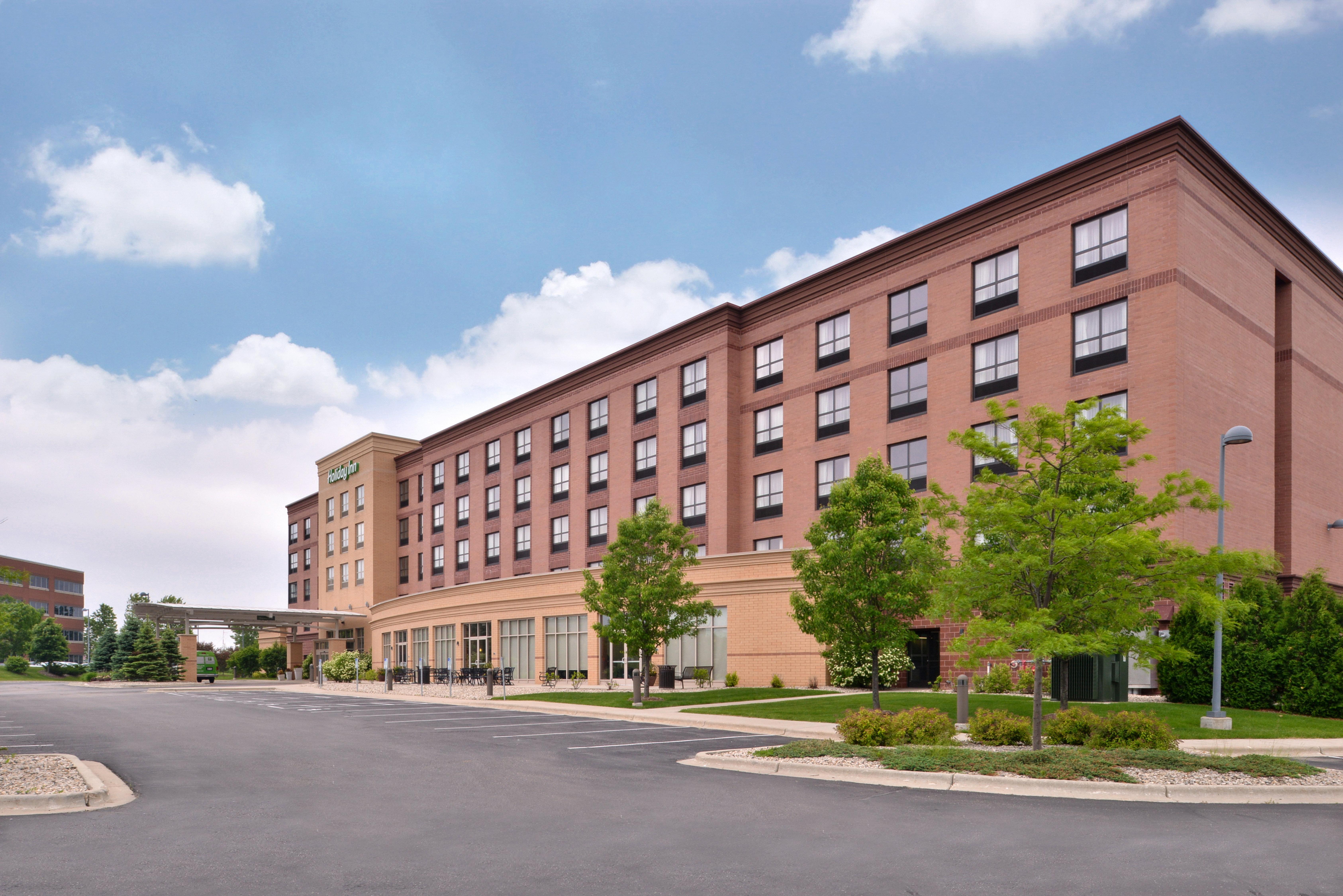 Holiday Inn Madison At The American Center By Ihg Esterno foto