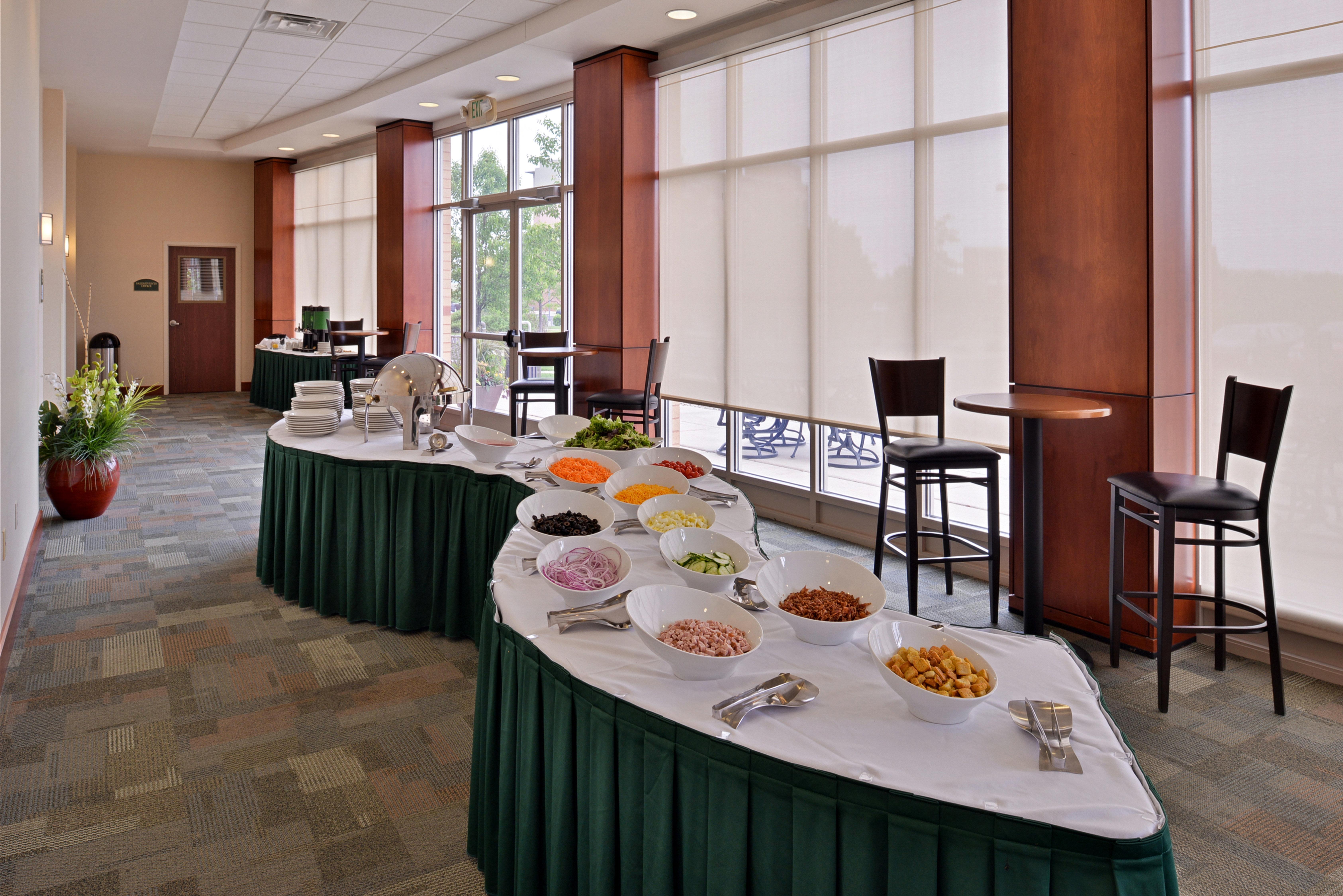 Holiday Inn Madison At The American Center By Ihg Esterno foto